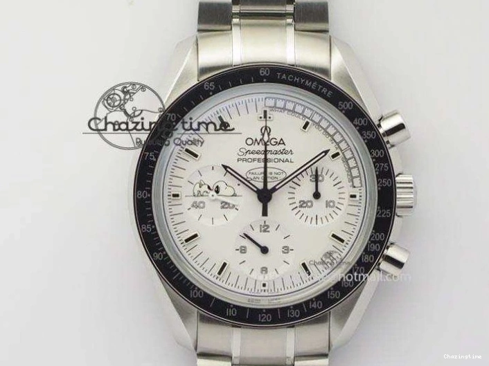0516 Efficient Speedmaster JHF SS Snoopy Award 45th Anniversary White dial On SS Bracelet 8239